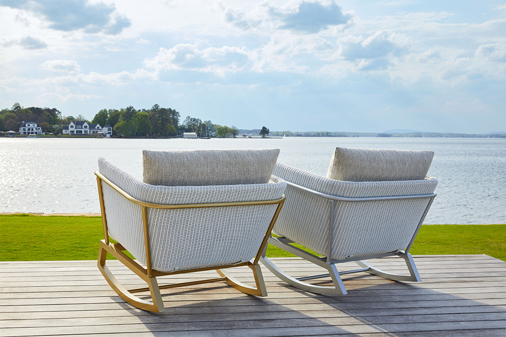 The Solstice outdoor furniture collection by Lloyd Flanders has been updated to include 2 new frame finishes, Metallic Gold and Metallic Silver. The collection features clean lines, a high back, and a sleek frame that enhances the European inspired design. The fully upholstered look, and contemporary comfort make for an outdoor collection that will be enjoyed for generations. This premium outdoor furniture collection is made in America, using quality Lloyd Loom® wicker.
