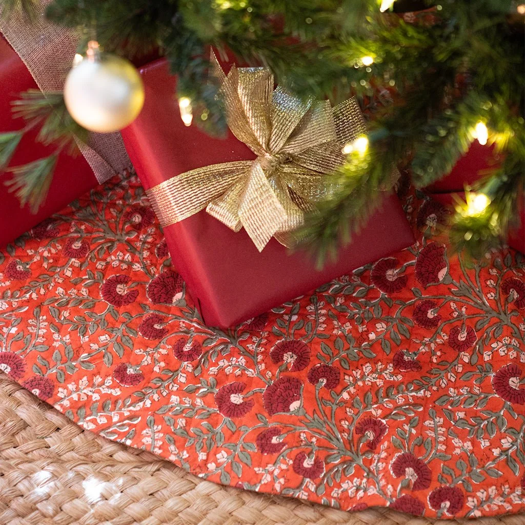 Pomegranate cactus flower red quilted tree skirt